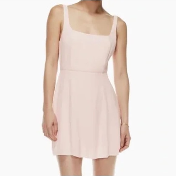 Aritzia Dresses & Skirts - Aritzia Wilfred Delune Dress